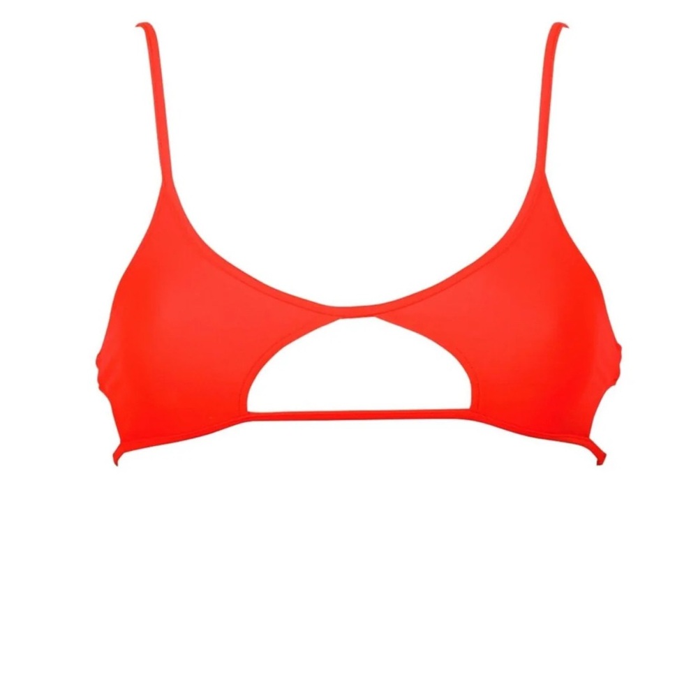 Red Bikini Set - Picture 6 of 7